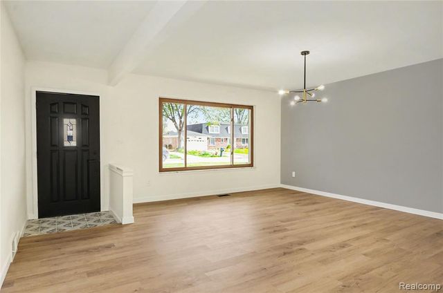 36299 Gregory Drive, Sterling Heights, MI 48312
