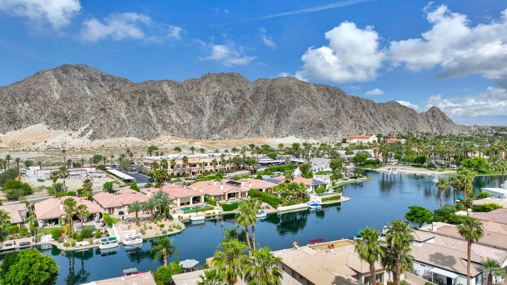 Image 45 of property listing at 47760 Via Montana, La Quinta, CA 92253