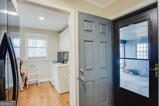 1460 Hillcrest Drive, Sugar Hill, GA 30518