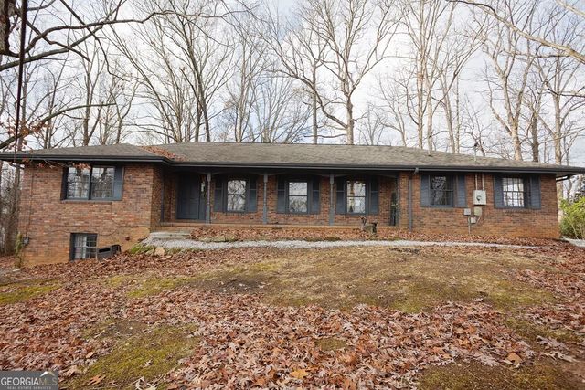 1460 Hillcrest Drive, Sugar Hill, GA 30518