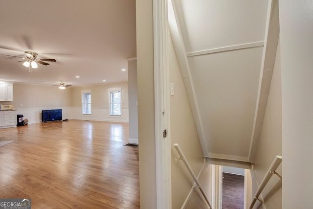 1460 Hillcrest Drive, Sugar Hill, GA 30518