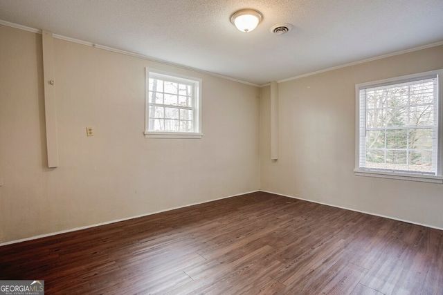 1460 Hillcrest Drive, Sugar Hill, GA 30518