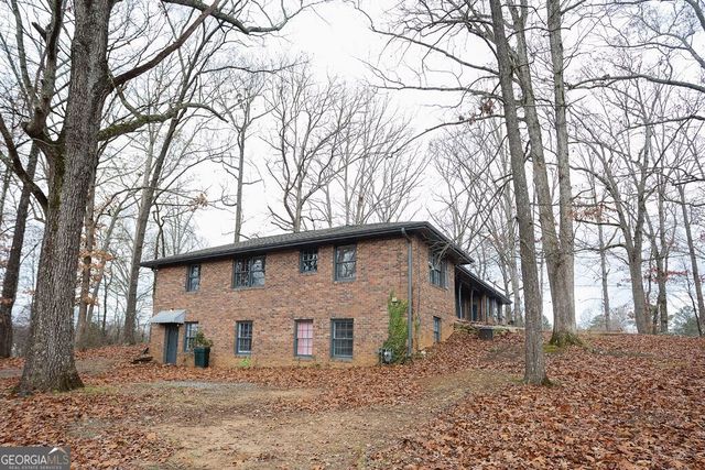 1460 Hillcrest Drive, Sugar Hill, GA 30518