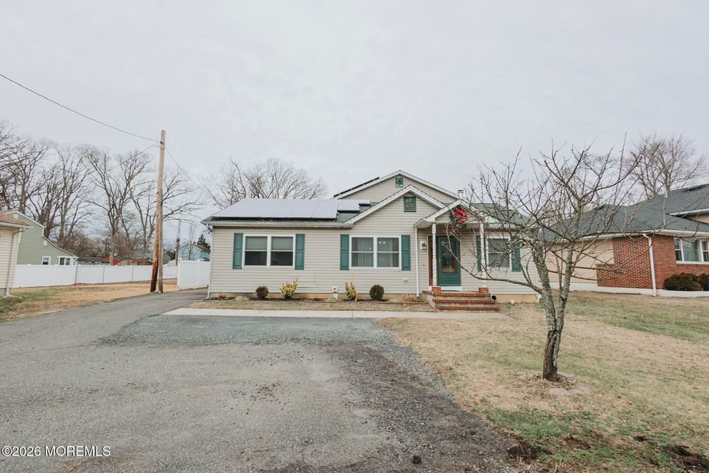 514 Georgia Tavern Road, Howell, NJ 07731
