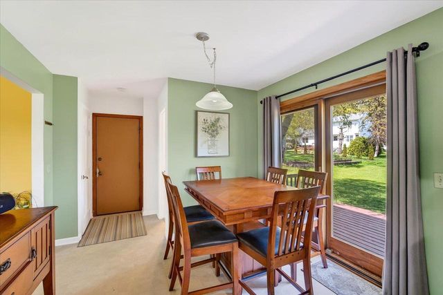 10 Flagstaff Court, Madison, WI 53719