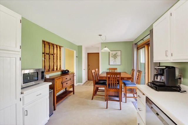 10 Flagstaff Court, Madison, WI 53719