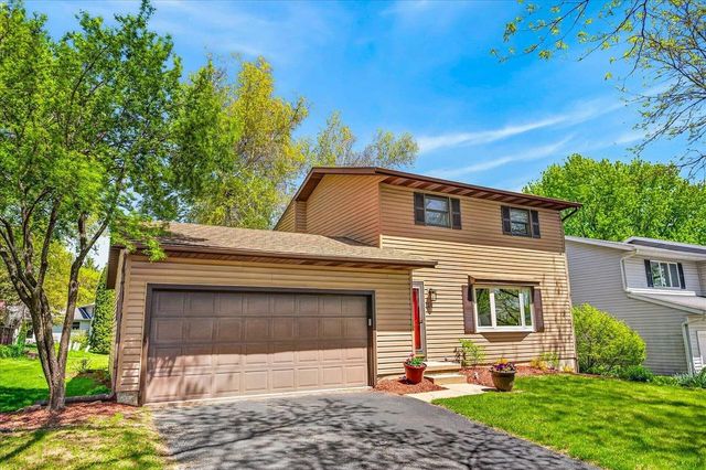 10 Flagstaff Court, Madison, WI 53719