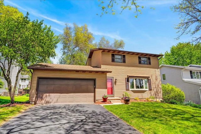 10 Flagstaff Court, Madison, WI 53719
