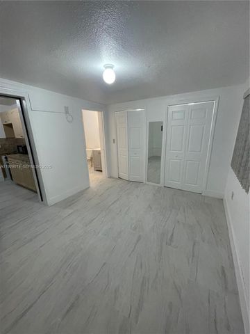 4455 NW 169th Ter 1, Miami Gardens, FL 33055