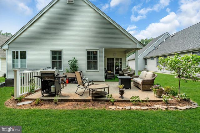 32 BEAR MEADE DR, Hamilton, NJ 08691