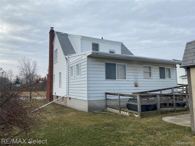 51 Runnels Street, Port Huron, MI 48060
