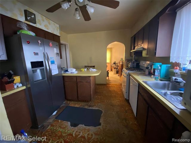 51 Runnels Street, Port Huron, MI 48060