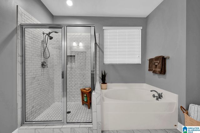 3812 COTSWOLD DRIVE N, Birmingham, AL 35242