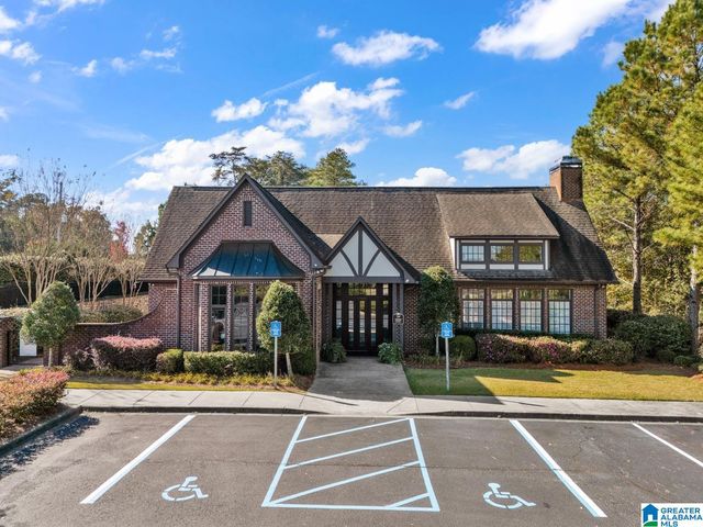 3812 COTSWOLD DRIVE N, Birmingham, AL 35242