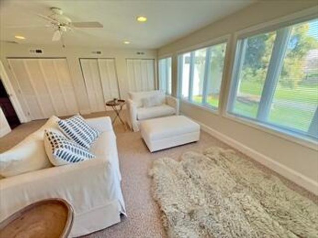 110 Westcliff Drive UNIT 110, Plymouth, MA 02360