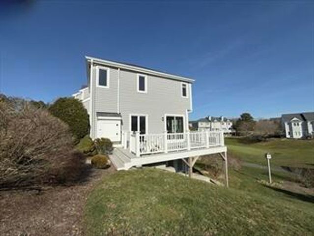 110 Westcliff Drive UNIT 110, Plymouth, MA 02360