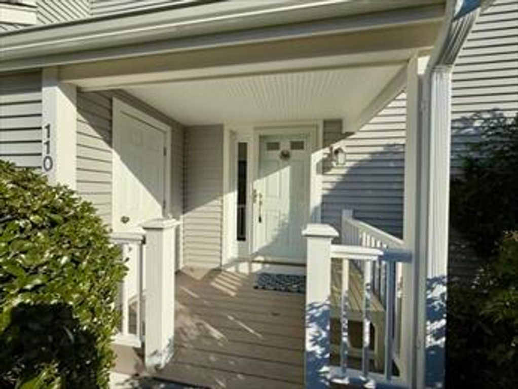110 Westcliff Drive UNIT 110, Plymouth, MA 02360