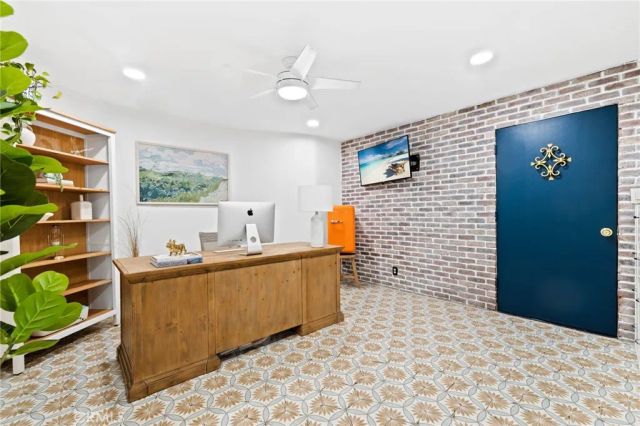 205 4th street, Seal Beach, CA 90740