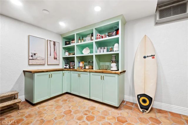 205 4th street, Seal Beach, CA 90740