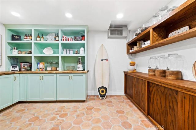 205 4th street, Seal Beach, CA 90740
