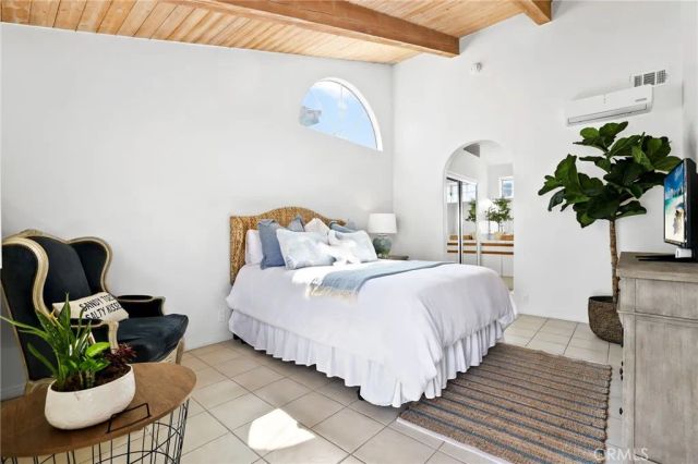 205 4th street, Seal Beach, CA 90740