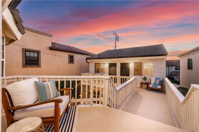 205 4th street, Seal Beach, CA 90740