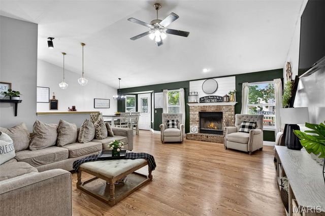 2705 Providence Ridge Drive, Wentzville, MO 63385