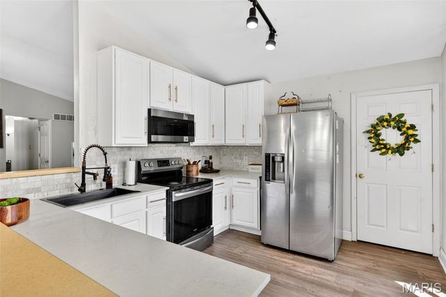 2705 Providence Ridge Drive, Wentzville, MO 63385