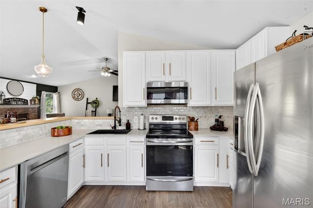 2705 Providence Ridge Drive, Wentzville, MO 63385