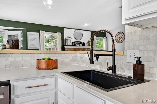 2705 Providence Ridge Drive, Wentzville, MO 63385