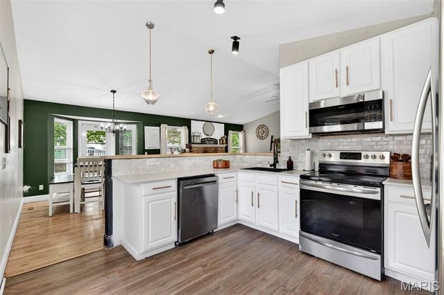 2705 Providence Ridge Drive, Wentzville, MO 63385