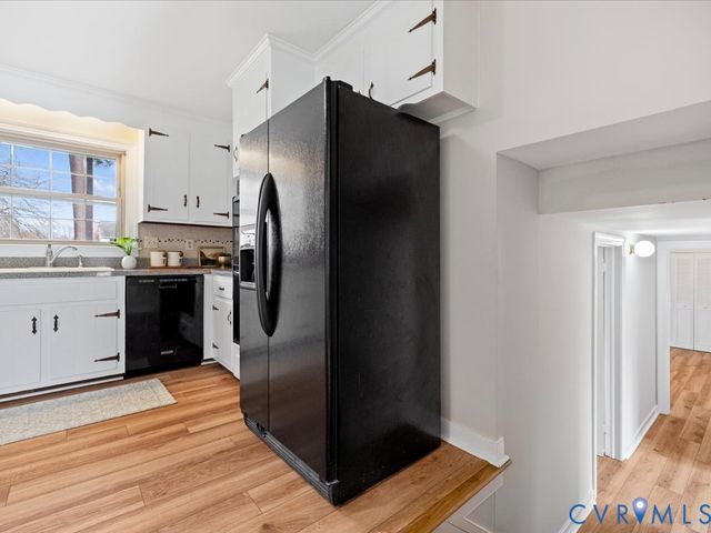 9172 Robin Ridge Dr, Mechanicsville, VA 23116