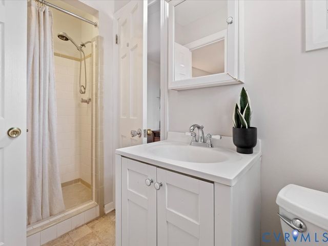 9172 Robin Ridge Dr, Mechanicsville, VA 23116