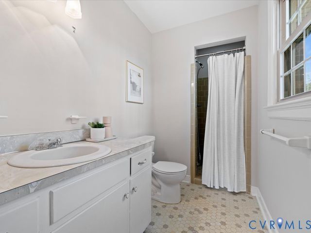 9172 Robin Ridge Dr, Mechanicsville, VA 23116