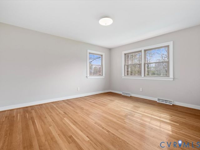 9172 Robin Ridge Dr, Mechanicsville, VA 23116