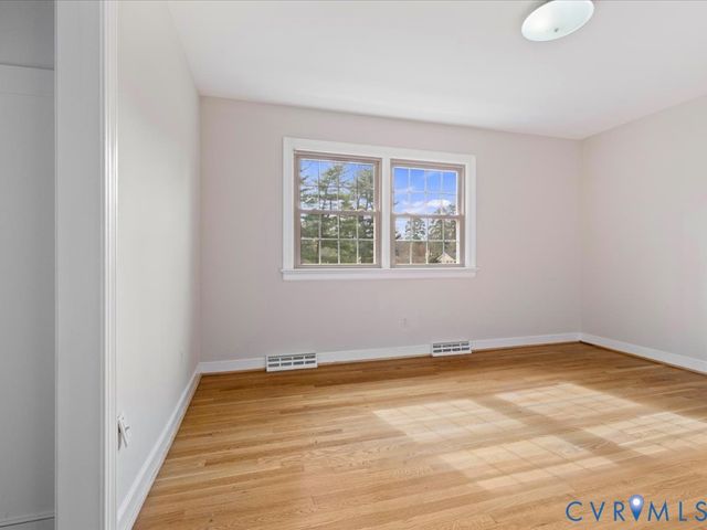 9172 Robin Ridge Dr, Mechanicsville, VA 23116