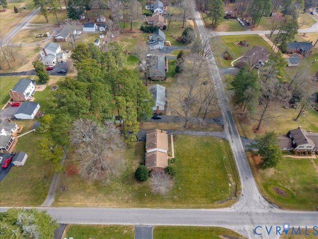 9172 Robin Ridge Dr, Mechanicsville, VA 23116
