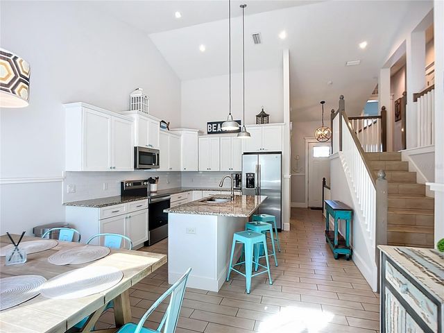 313 58TH STREET B, Holmes Beach, FL 34217