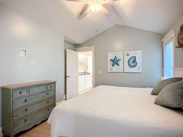 313 58TH STREET B, Holmes Beach, FL 34217