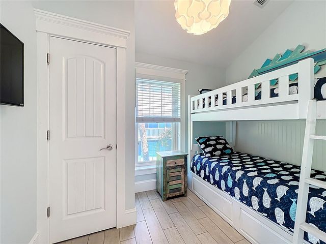 313 58TH STREET B, Holmes Beach, FL 34217