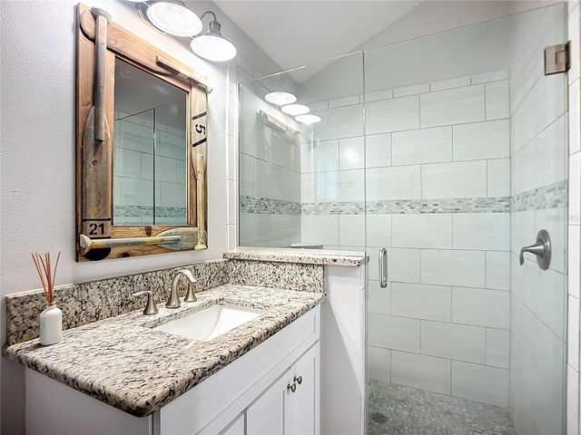 313 58TH STREET B, Holmes Beach, FL 34217