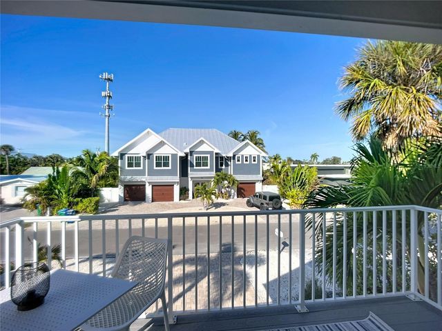 313 58TH STREET B, Holmes Beach, FL 34217
