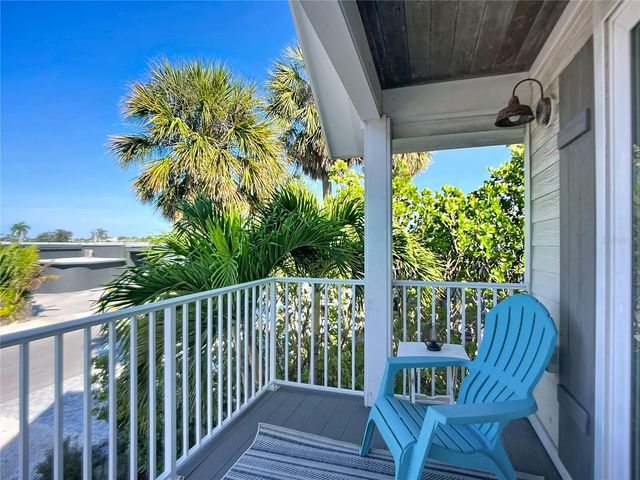 313 58TH STREET B, Holmes Beach, FL 34217