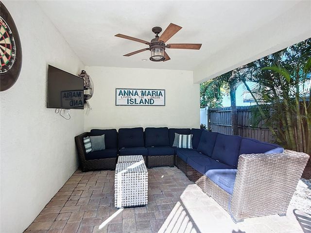 313 58TH STREET B, Holmes Beach, FL 34217