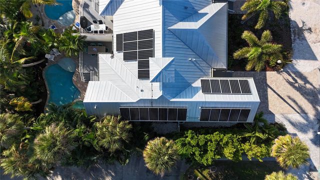 313 58TH STREET B, Holmes Beach, FL 34217