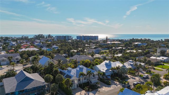 313 58TH STREET B, Holmes Beach, FL 34217