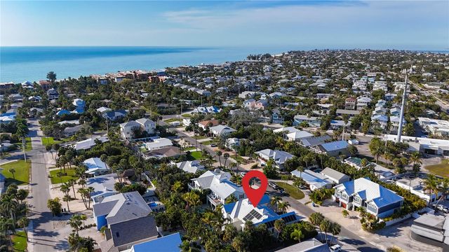 313 58TH STREET B, Holmes Beach, FL 34217