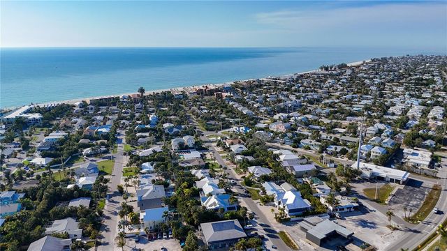 313 58TH STREET B, Holmes Beach, FL 34217