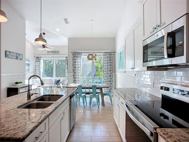 313 58TH STREET B, Holmes Beach, FL 34217