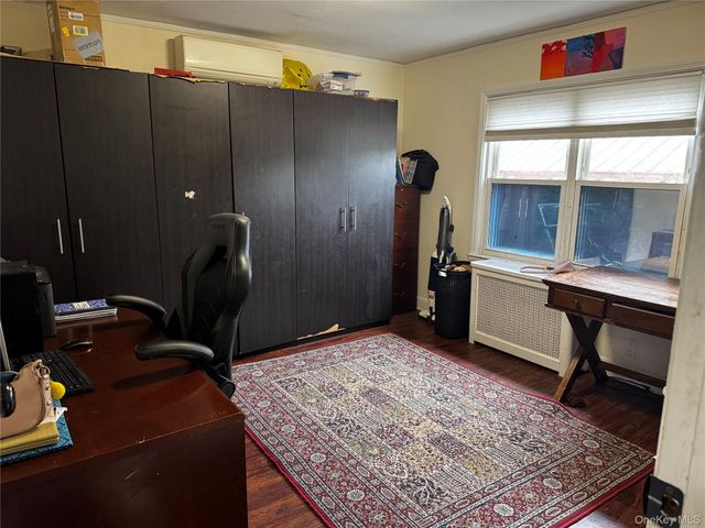 28 Bank Street, Valley Stream, NY 11580